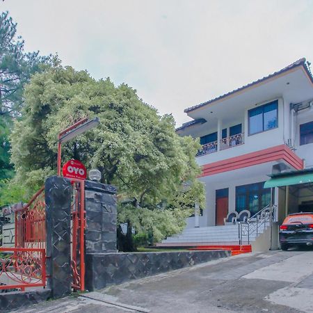 Oyo Life 90091 Wisma Pakuan Syariah Bogor Dış mekan fotoğraf