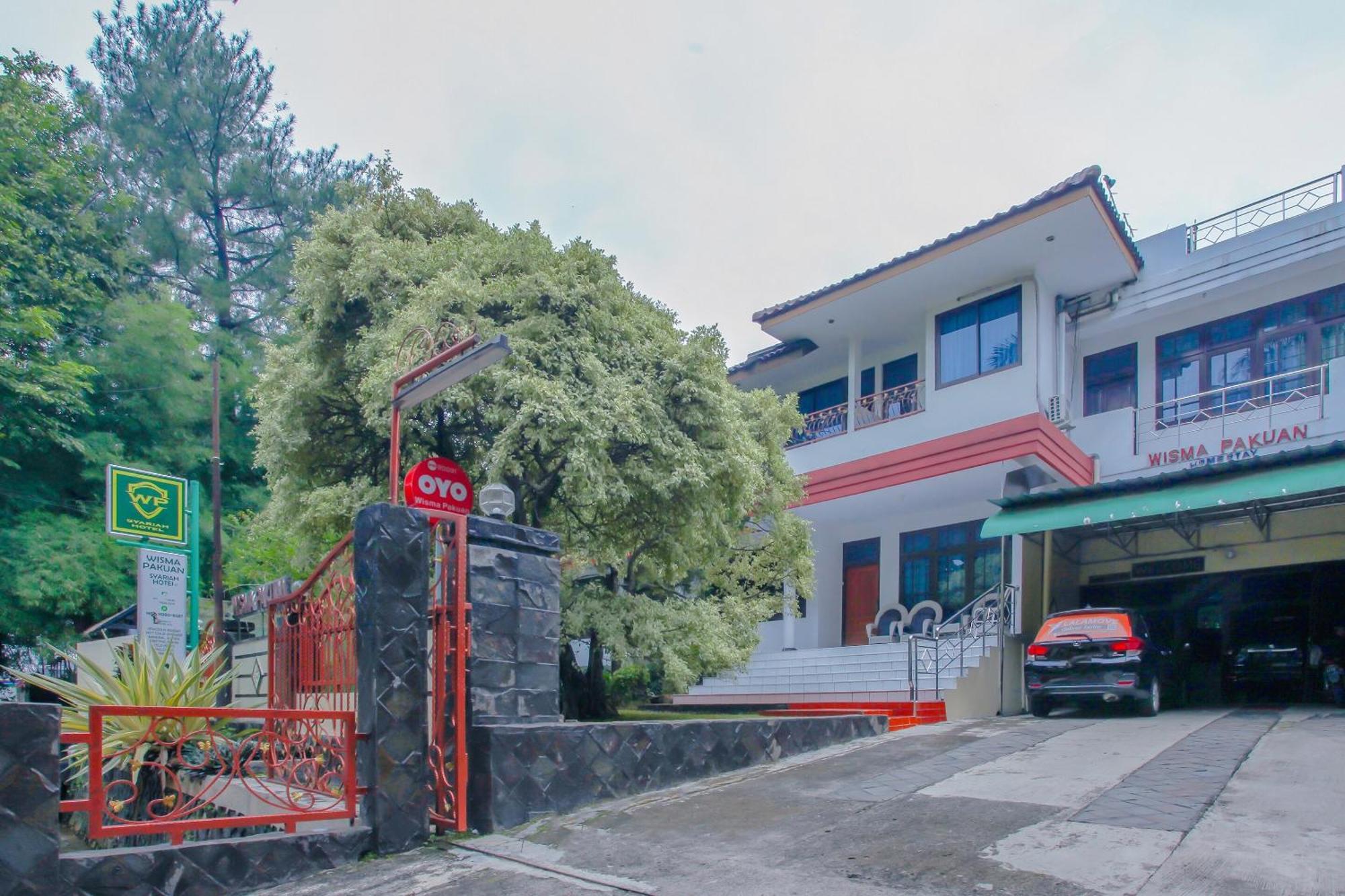 Oyo Life 90091 Wisma Pakuan Syariah Bogor Dış mekan fotoğraf